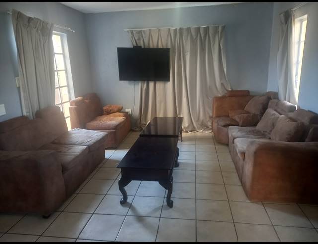 2 BEDROOM FREEHOLD FOR SALE IN BRAKPAN NORTH